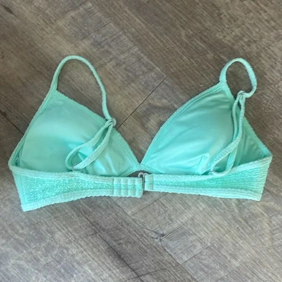 •| billabong bikini - Picture 3 of 9